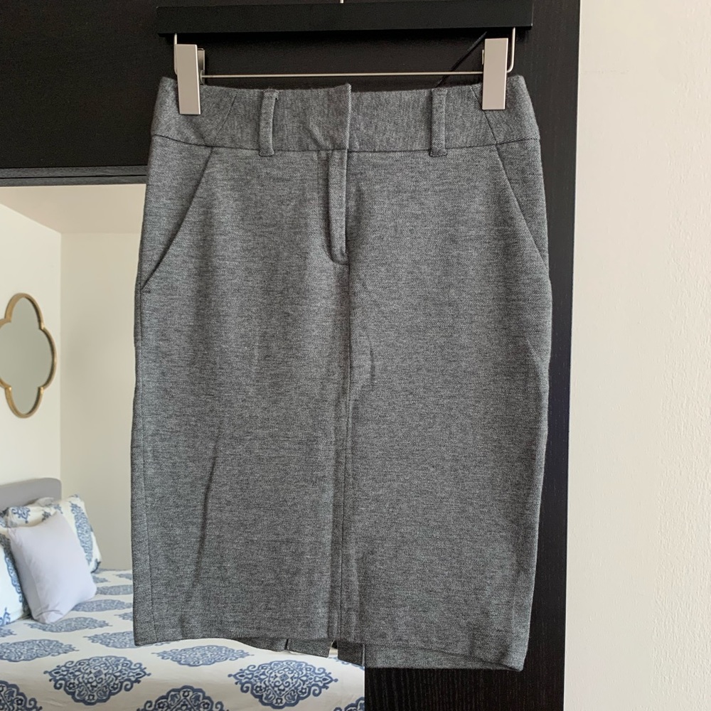 Loft grey pencil skirt (with pockets) - size 0